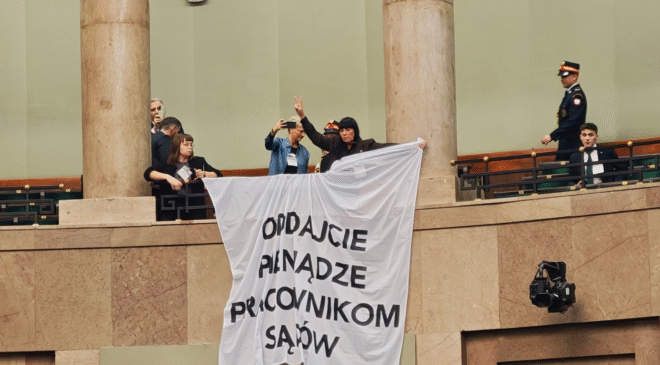 Protest pracowników sądów w&nbsp;Sejmie
